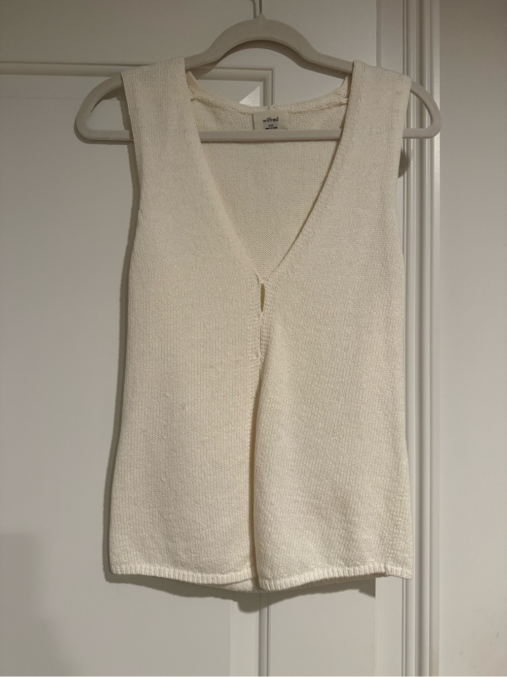 Wilfred Ivory Knit V-Neck Sleeveless Top